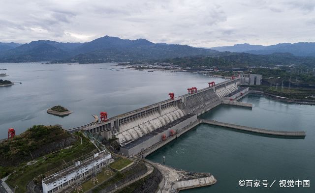 3月27日,湖北宜昌,宜昌市秭归县,无人机航拍三峡大坝,空中俯瞰这里,春